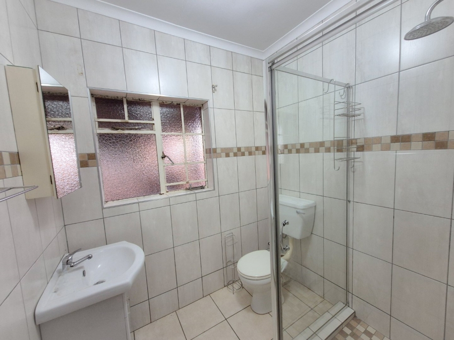 4 Bedroom Property for Sale in Roodia Free State